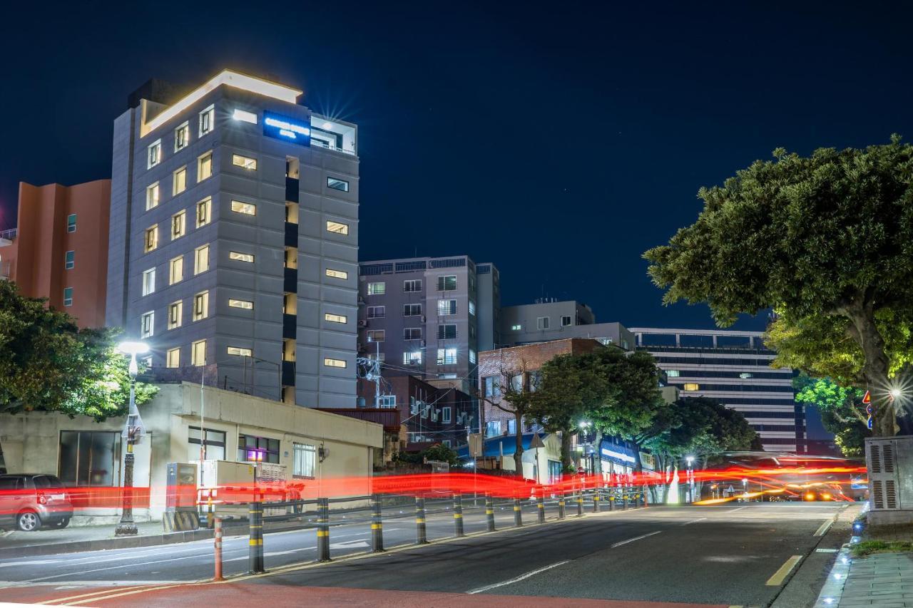 Cornerstone Hotel Seogwipo Bagian luar foto