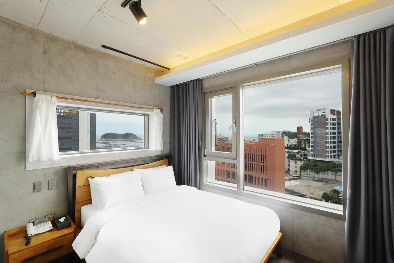 Cornerstone Hotel Seogwipo Bagian luar foto