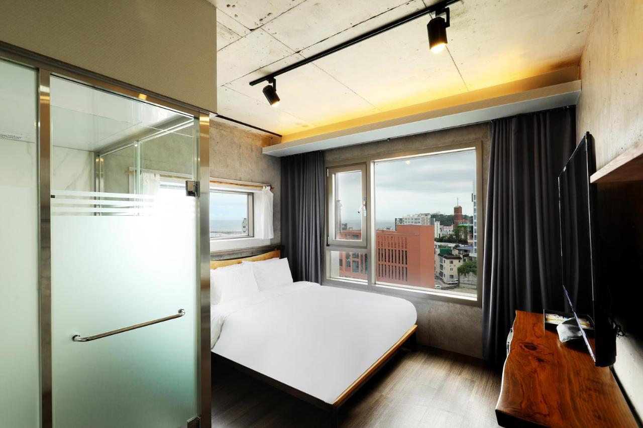 Cornerstone Hotel Seogwipo Bagian luar foto