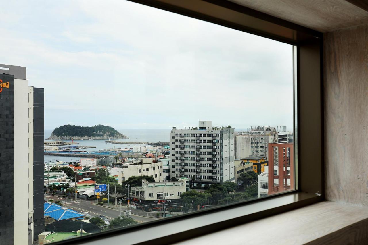 Cornerstone Hotel Seogwipo Bagian luar foto