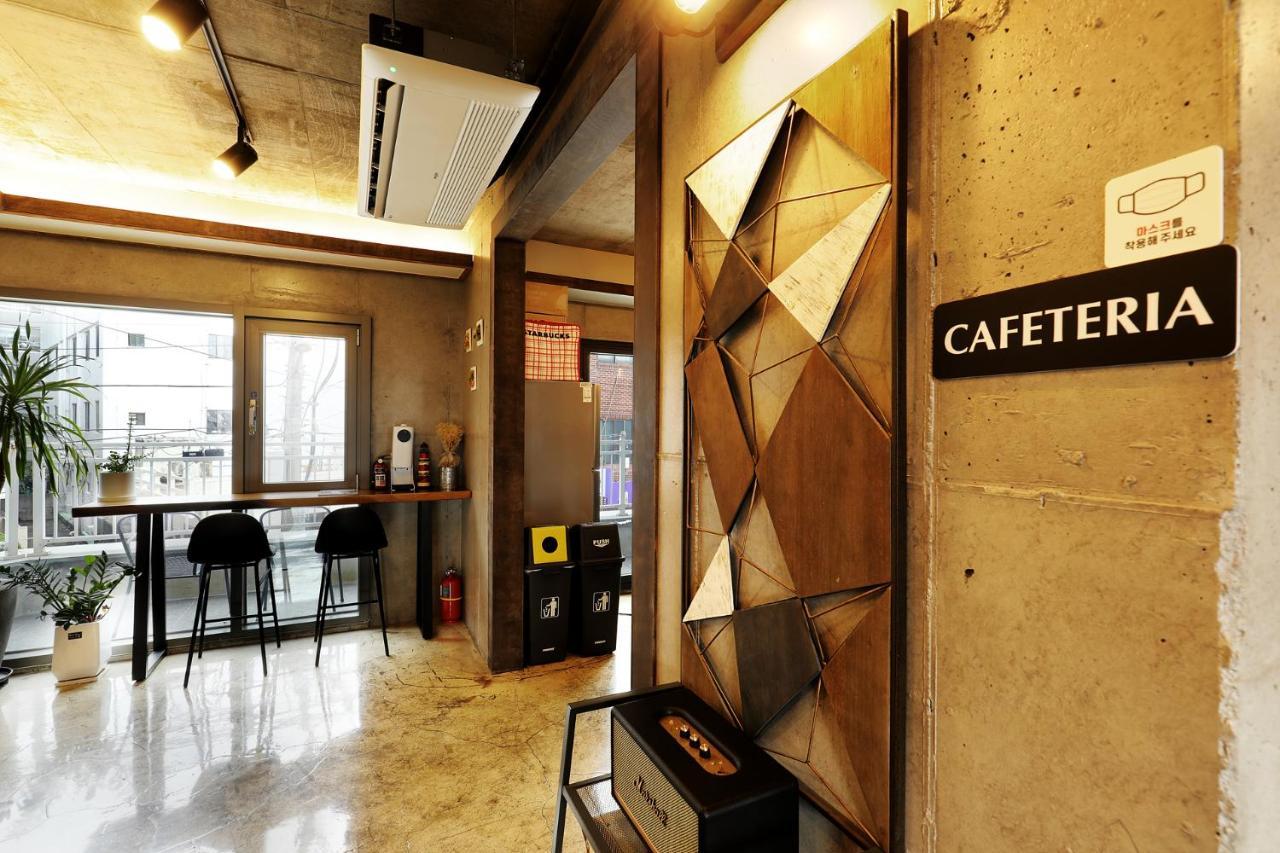 Cornerstone Hotel Seogwipo Bagian luar foto