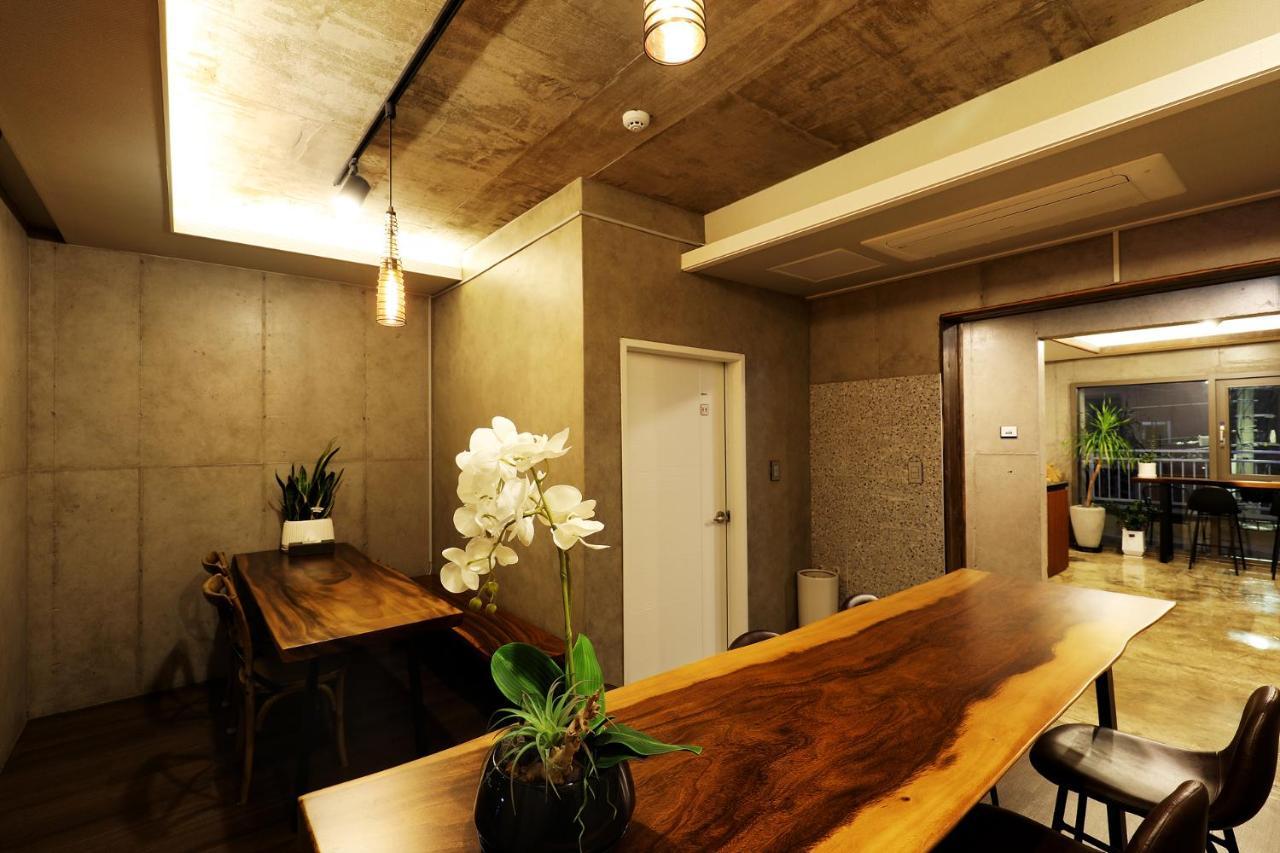 Cornerstone Hotel Seogwipo Bagian luar foto