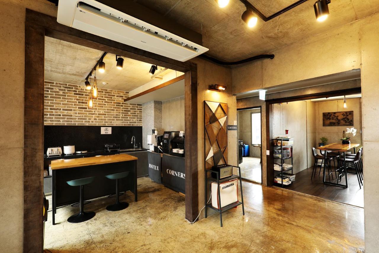 Cornerstone Hotel Seogwipo Bagian luar foto